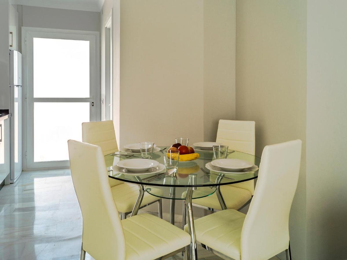 Apartamento La Reserva De By Interhome *